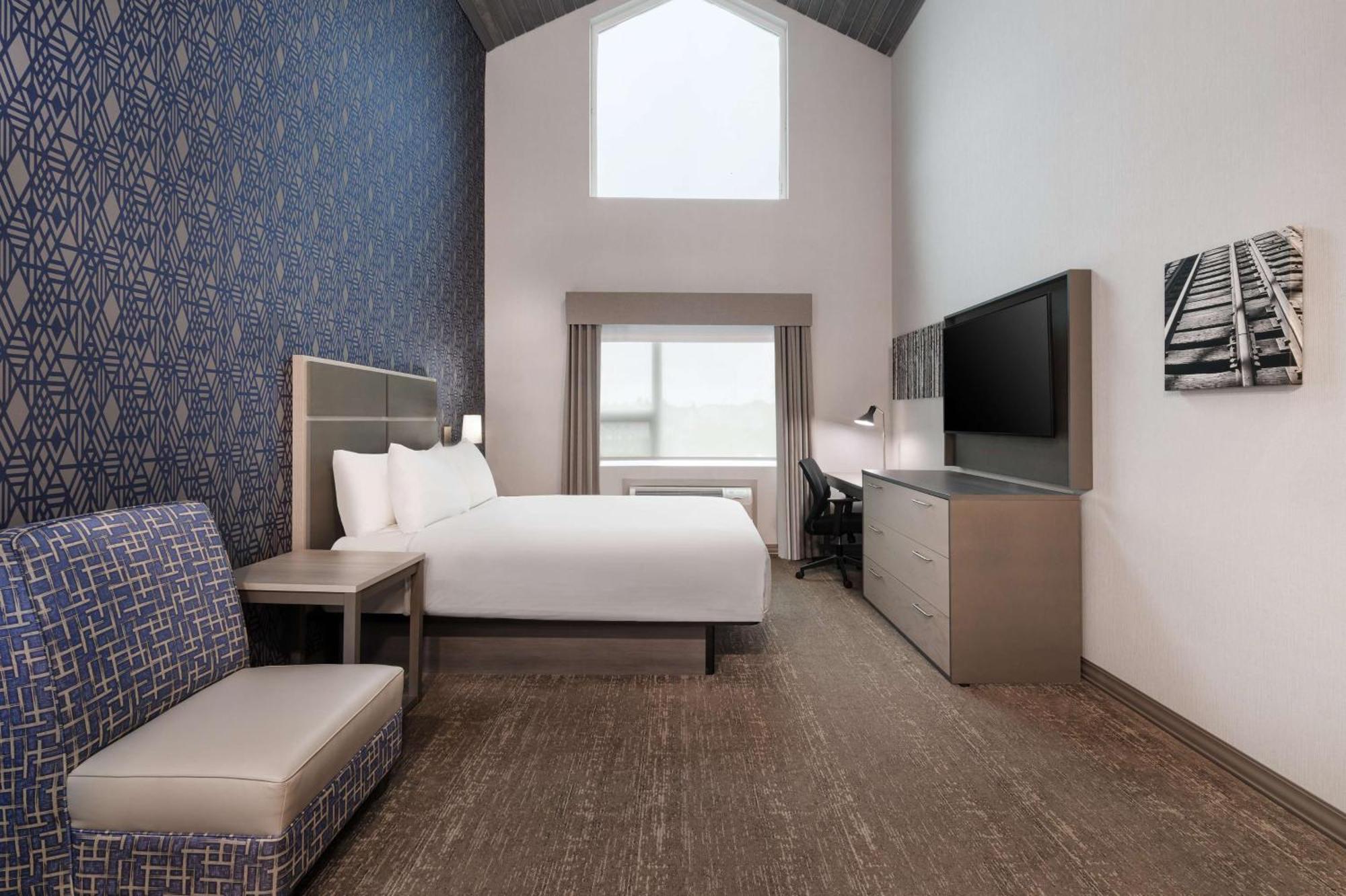 Best Western Plus Prince George Exterior photo